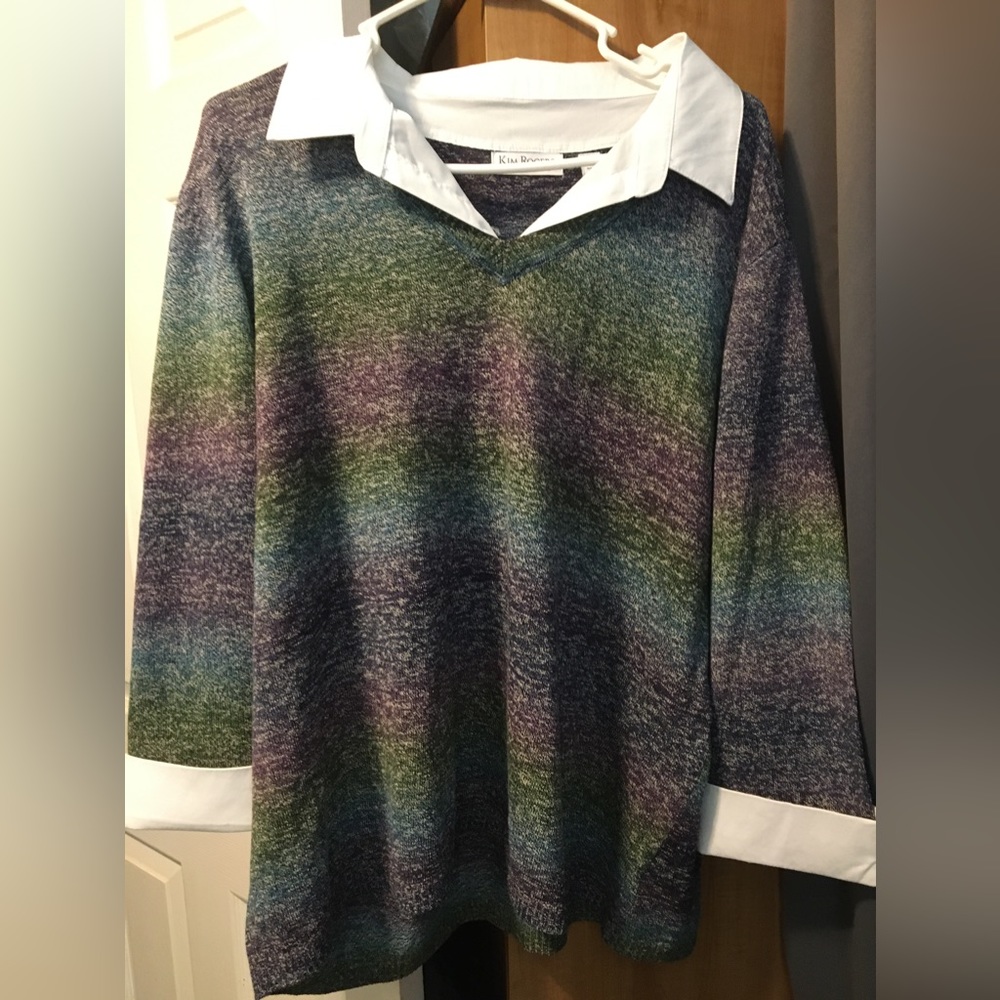 Womens half sleeve size3 XLG dress shirt true to size